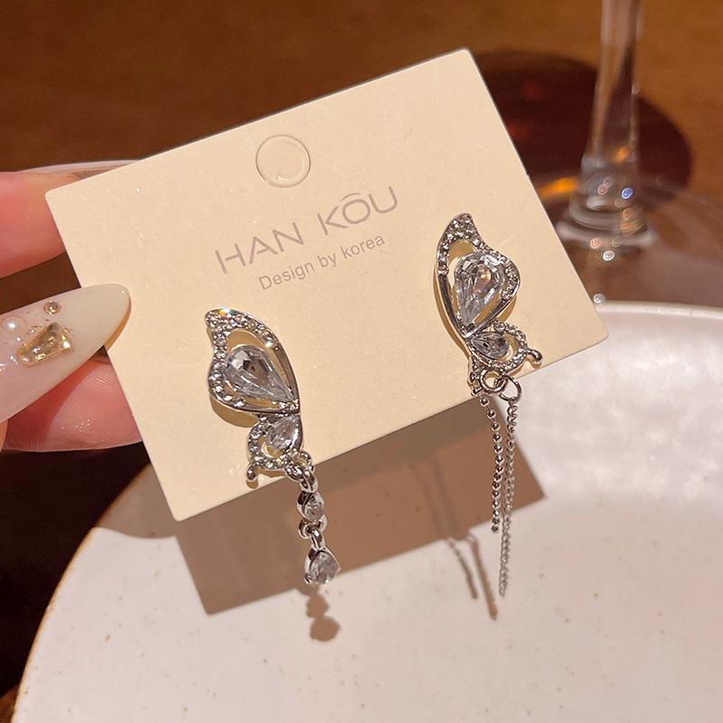 2025 Trendy Korean Micro-Inlaid Zircon Bow Earrings with S925 Silver Needle and Pearl for Women