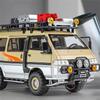 1:24 Mitsubishi Delica Geländewagen Allradantrieb MPV Druckgusslegierung Metall Auto Modell Sound & Licht Klassische Simulation Sammlerstücke