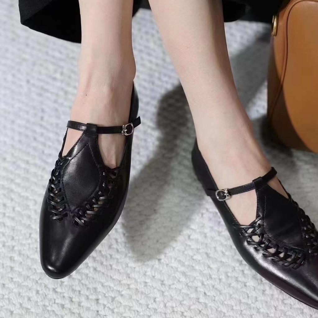 Cowhide version European station spring and summer new pointed woven flat-soled single shoes comfortable soft leather versatile small leather shoes