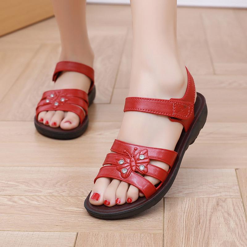 Summer Wear-Resistant Women’s Sandals for Middle-Aged and Elderly — Outdoor Plastic Mother Sandals