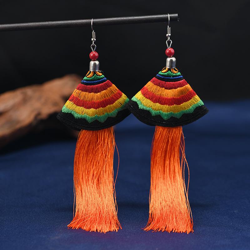 Embroidery fabric tassel earrings long retro flowers Yunnan Lijiang dance performance women's cheongsam earrings