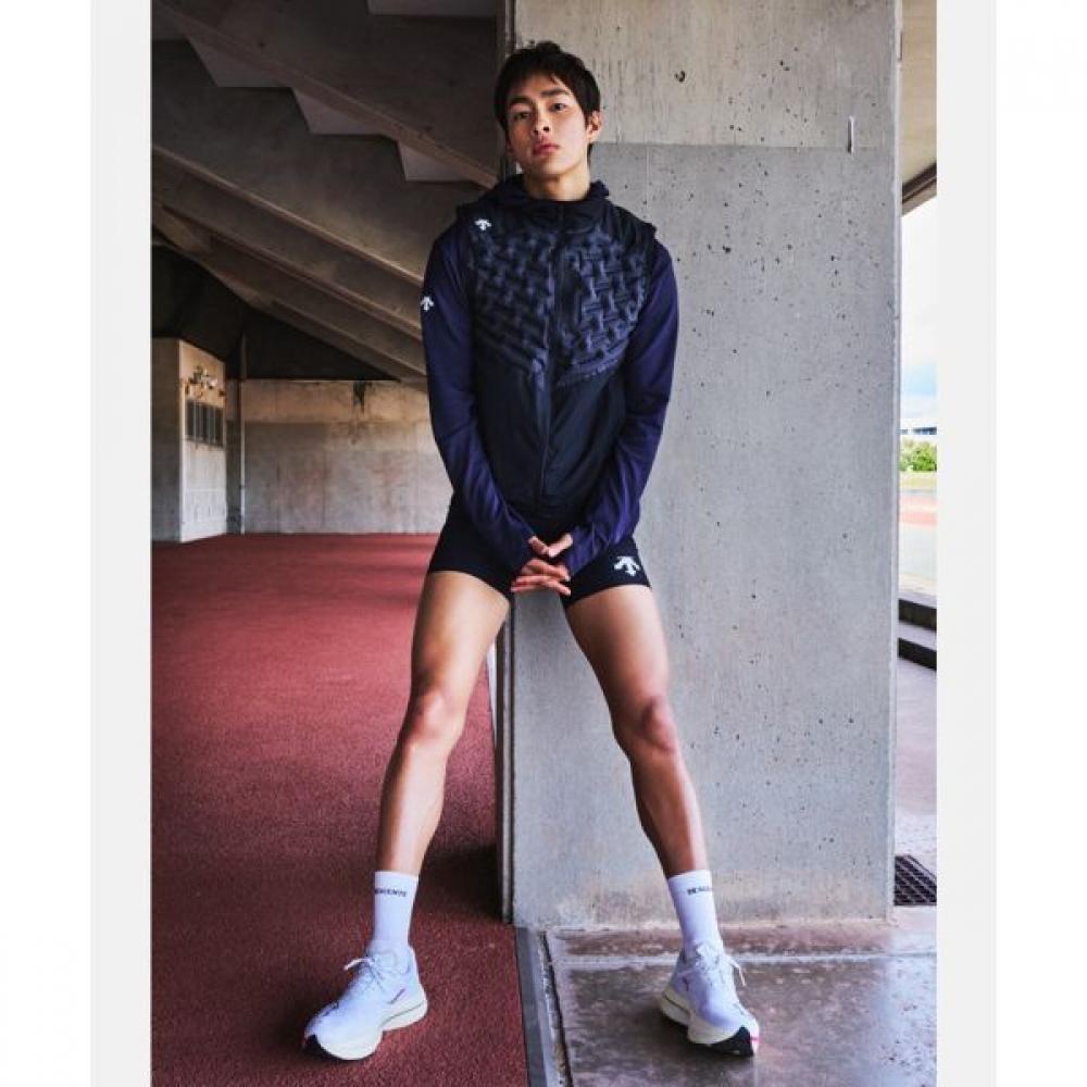 

Descente Hong Tae Joon в черных коротких леггинсах Running Delta Pro BLK0BLACK/70