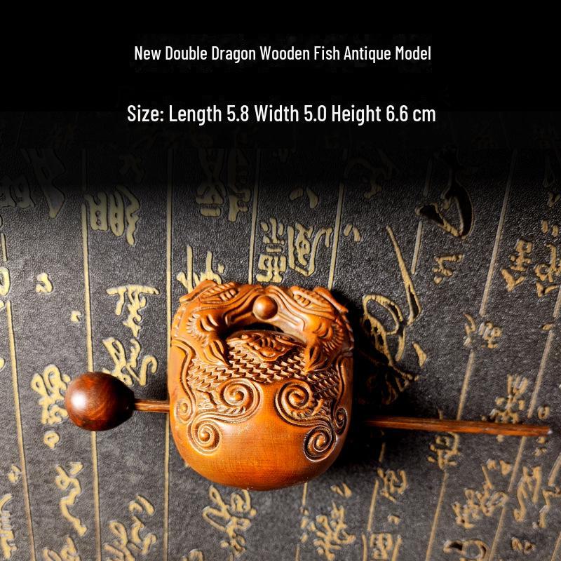 Portable Boxwood Percussion Meditation Instrument: Mini Wooden Fish Carving, Perfect as a Gift or Decorative Ornament.