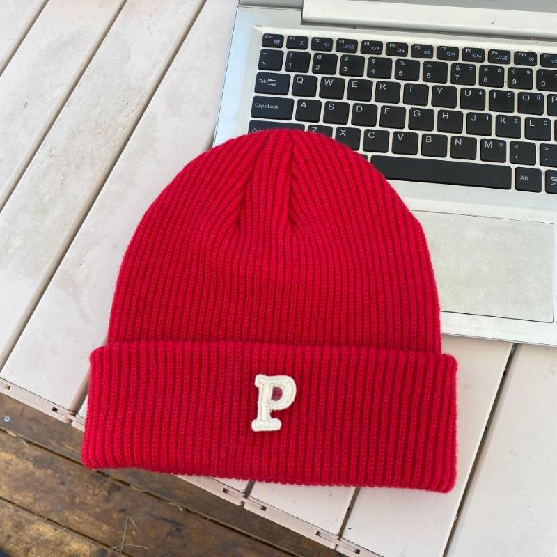 Hat winter female high-value round face student versatile cold-proof warm face small knitted wool hat