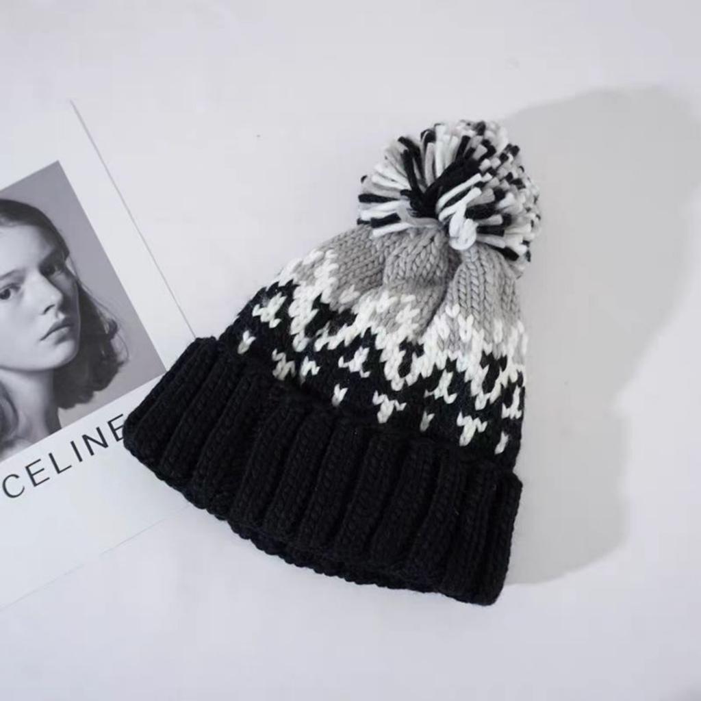 Women's Winter Thickened Warm Chunky Wool Knitted Hat, Winter Cold-proof Ear-protecting Hat For Round And Square Faces With Jacquarded And Pom-pom