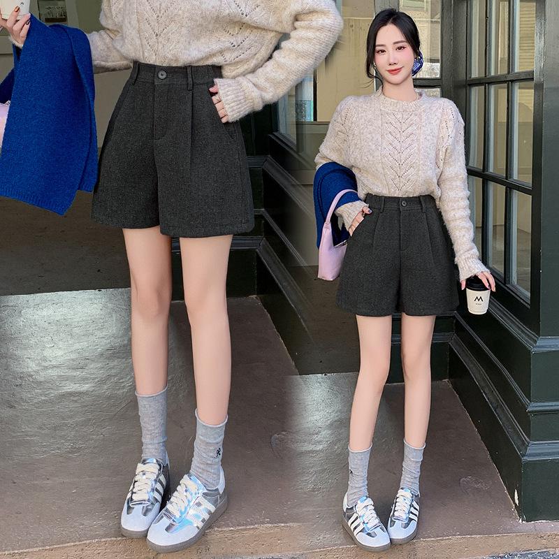 

Корейские ретро шерстяные шорты с высокой талией - Зима 2024 Женские Слимминг Широкие штанины L серый