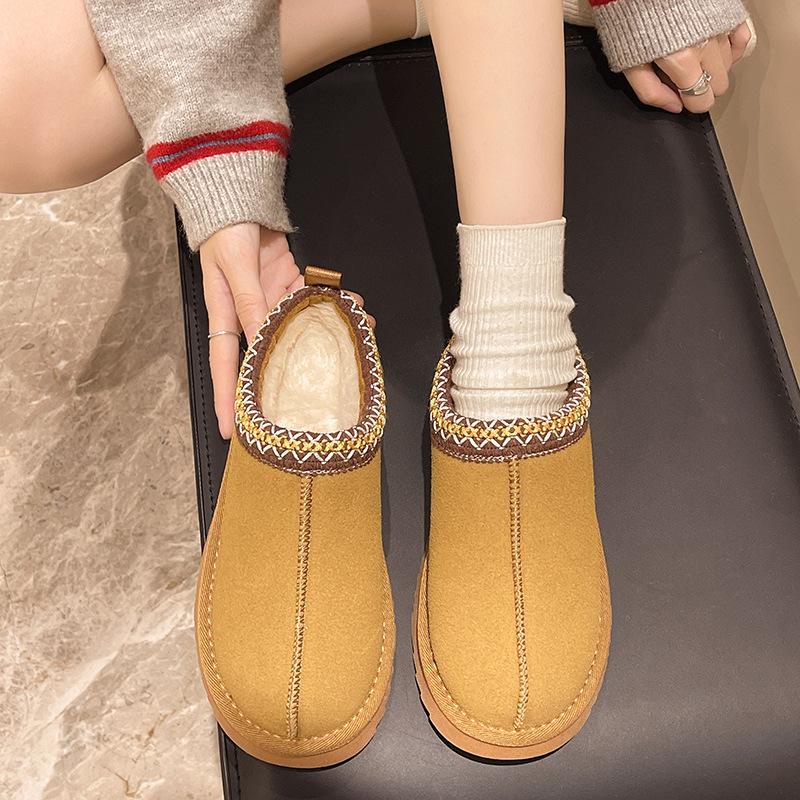 Flat-bottomed ethnic wind snow boots for women's autumn and winter new velvet thickened outer wear casual cotton slippers