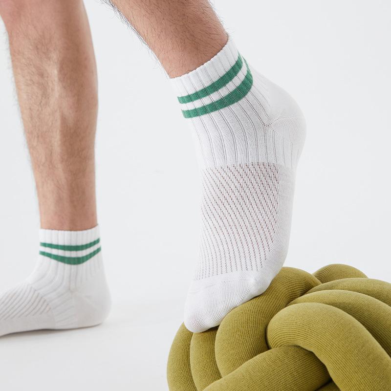 Men's Spring and Summer Mid-calf Socks, White Striped Mesh Breathable and Antibacterial Short Socks