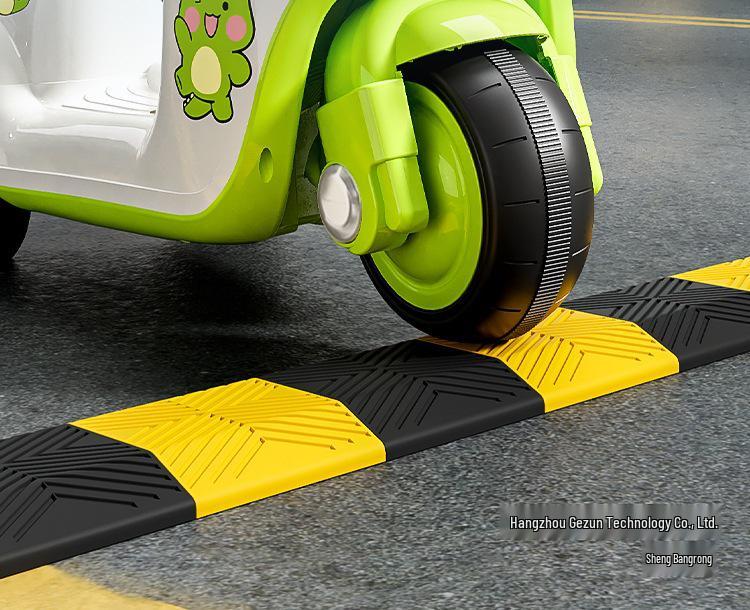 Children's Electric Ride-On Tricycle: Battery-Powered Motorcycle Toy with Remote Control for Boys and Girls