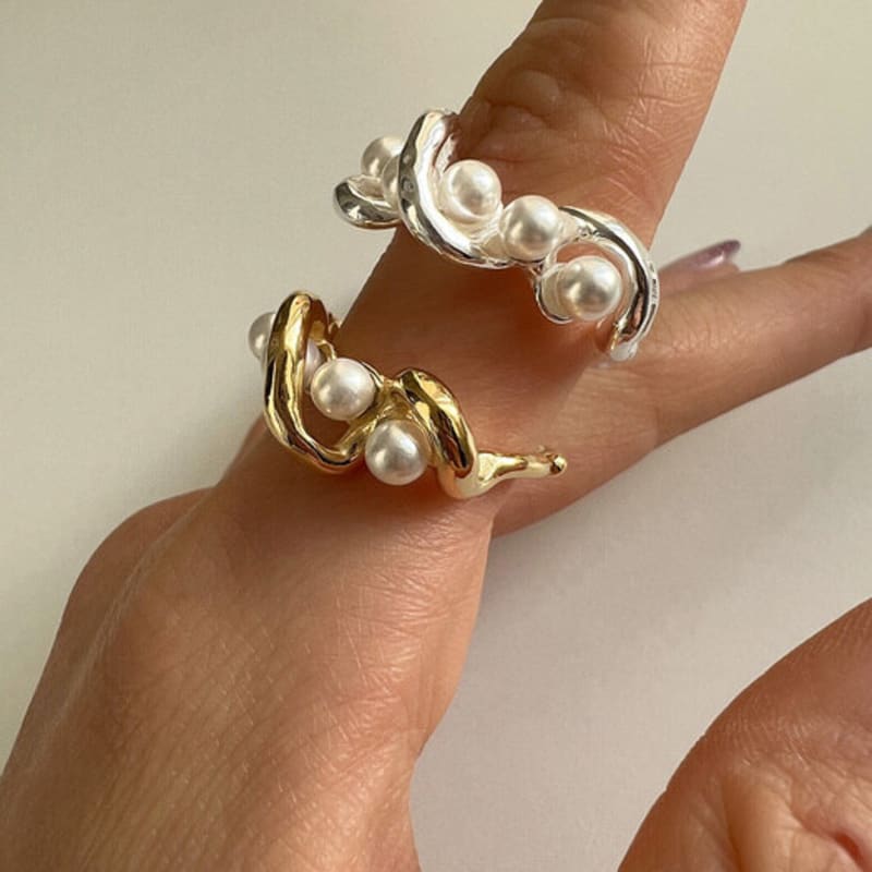 

mosxe [925silver] Dazzling pearl ring (2color) silver