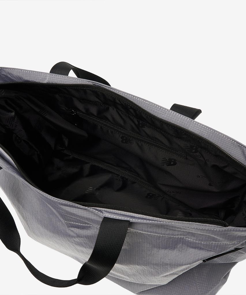 New Balance Nbgcgs1201 / Metallic Lightweight Tote Bag (Silver)