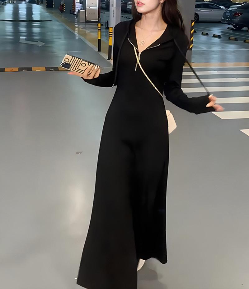 Big Pendulum A-shaped Version Hooded Sweater Dress, High-end Slim-fitting Dress, Women's Waist and Thin Inner Bottom Skirt, Long Style.