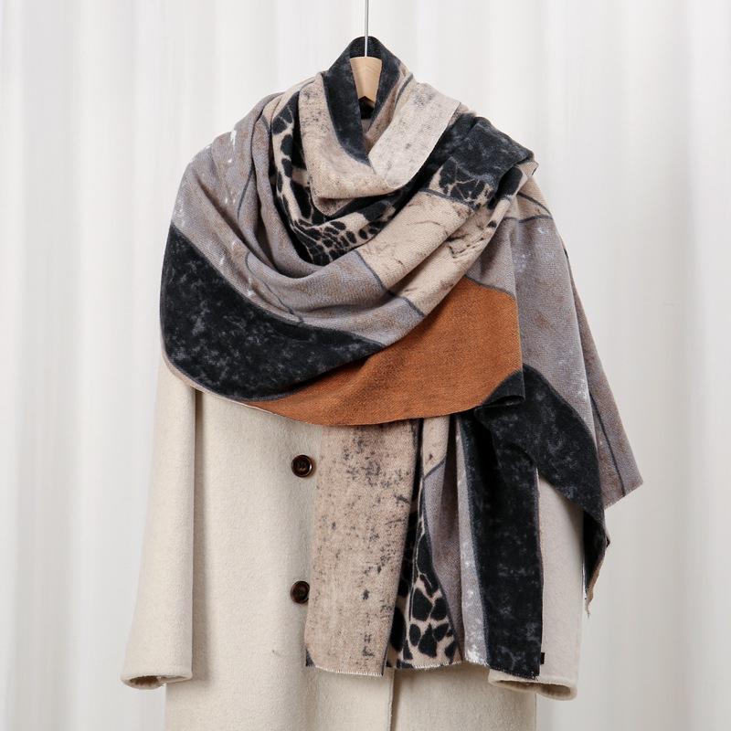 

Geological Layer 70 New Autumn and Winter Skin-friendly and Warm Imitation Cashmere Printed Scarf Versatile Shawl 70*180cm чорний