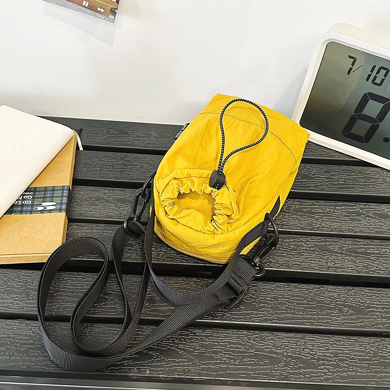 Mobile Phone Bag Women'S Messenger Mini Small Bag Lightweight Casual Small Satchel Outdoor Sports Water Cup Bag