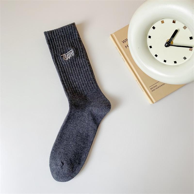 Women's Fashionable Winter Warm Deodorant Sports Socks, Sweat-Absorbent, Thickened, Versatile, High-Value Couple Design