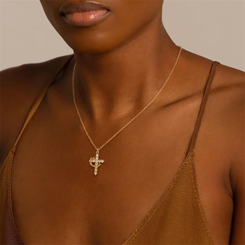 Rotatable Crown Cross Pendant Necklace For Women Shiny Rhinestone Stainless Steel Cross Choker Christian Prayer Party Jewelry