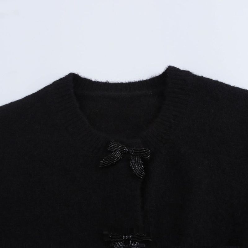 Kaslead New Arrival Women's Clothing Fashion Style Bows Decorated Row Button Round Neck Long Sleeve Knitted Coat 1473102