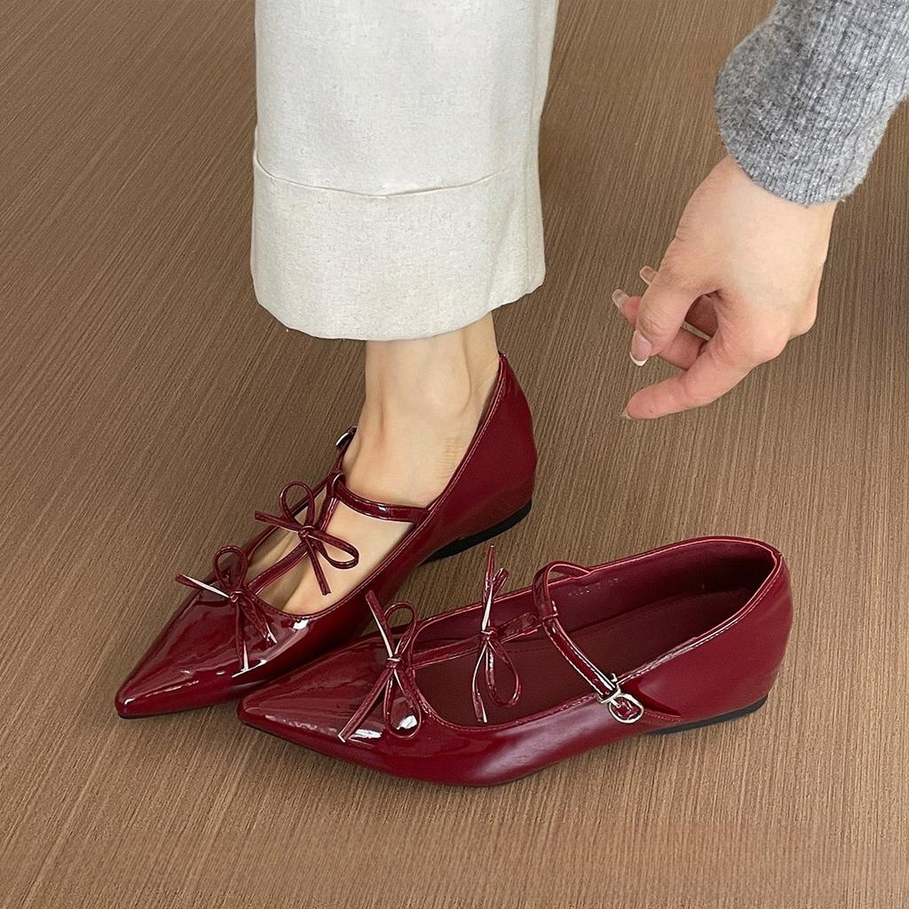 Inner Height Increase Patent Leather Pointed Mary Jane Shoes Women's Shoes Spring 2025 New Shallow Bow French Small Single Shoes