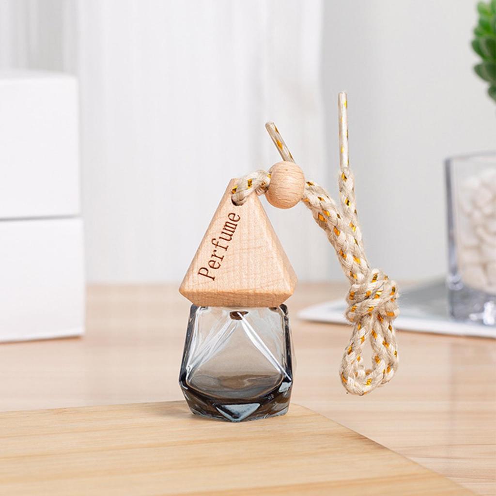 Car Oil Diffuser Hanging Bottle Empty Refillable Hanging Car Air Freshener Diffuser Aromatherapy Fragrance Essential Oil