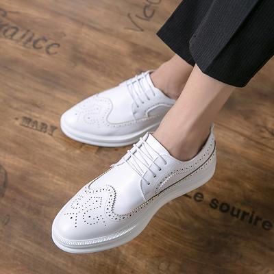 2024 Brogues Lederschuhe Formelle Schuhe Herren Oxfords Dicke Sohle Herrenmode Hochzeitsfeier Herrenkleiderschuhe Italienischer Designer Herrenschuhe