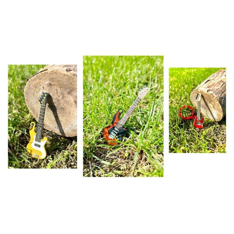 Metal Color Stainless Steel Guitar Car Keychain Small Fresh Novel Round Buckle Accessories Student Bag Pendant Decor