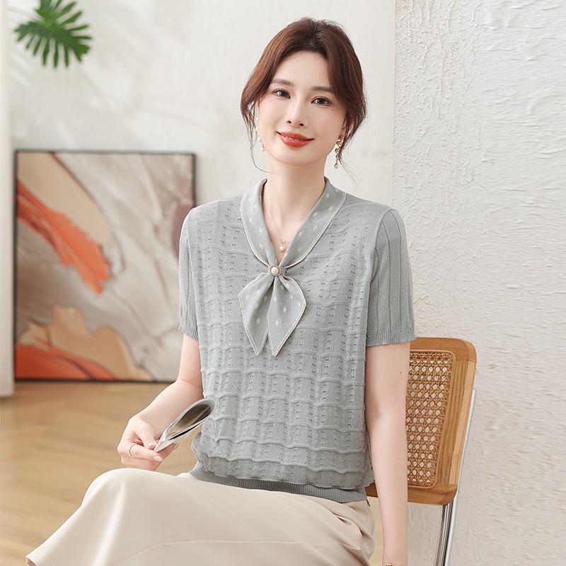 Mom's Summer 2026 Ice Silk Knit Sweater: Stylish Base Layer for Middle-Aged Women