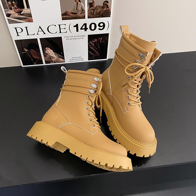 

Ботинки из ревеня на шнуровке в британском стиле. Ботинки для инструментов. Уличные ботинки martin. Мотоциклетные ботинки. Тонкая женская обувь на плоской подошве с большой головкой. 40 жёлтый