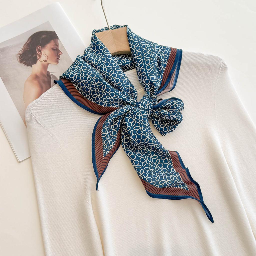 Retro Cashew Print Silk Scarf Accessories Rhombus Versatile Triangle Scarf Spring And Summer Thin Out Clothing With Shawl