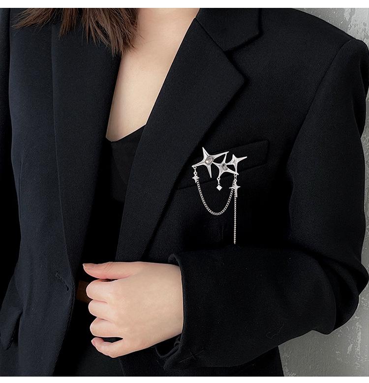 Korean Metallic Star Chain Brooch with Tassel - Niche Fashion Accessory
