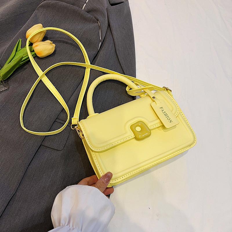 Chic Retro Small Crossbody Bag In Multiple Colors Ideal For Fashion Forward Women