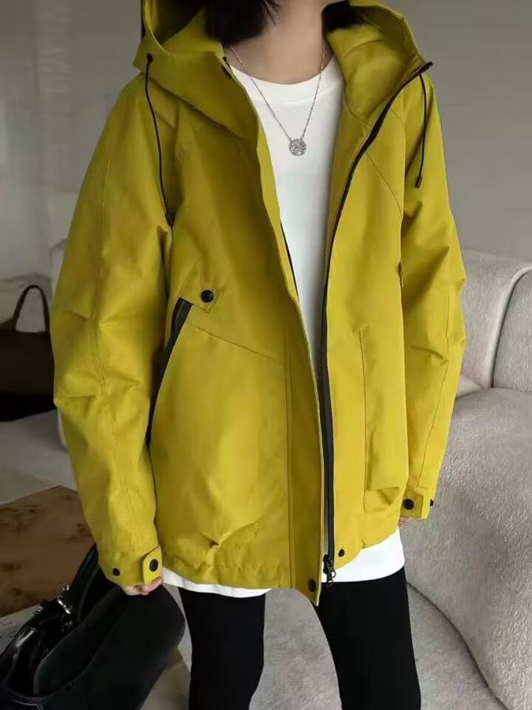 

Женский пуховик с капюшоном в корейском стиле 2024: Теплая, Универсальная, Утепленная Зимняя Верхняя Одежда. Medium жёлтый