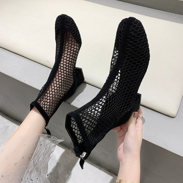 Mesh hollow boots women's 2025 new summer breathable Internet celebrity thin boots ankle boots black thick heel short boots cool boots