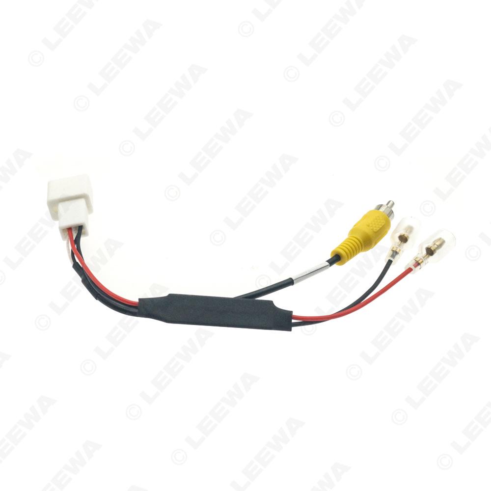 Toyota 4-Pin Step-Down Rearview Reversing Line Adapter