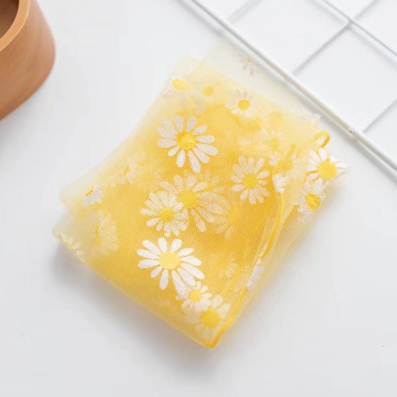 

Сексуальные кружевные сетчатые носки в сетку, прозрачные носки из пряжи до щиколотки, тонкие женские классные прозрачные носки, шелковые чулки с рисунком в виде ромашки, сетка жёлтый