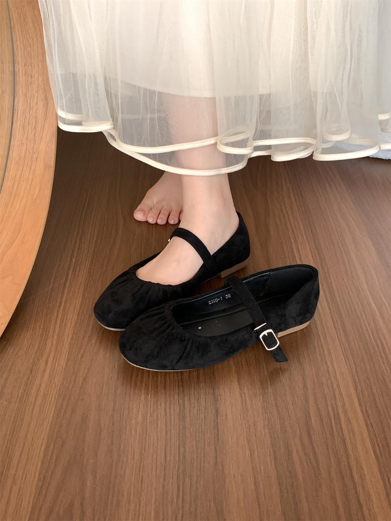 

Туфли женские на мягкой подошве с коротким воротом и поясом из одного слова, весна-осень, новые туфли Мэри Джейн с плоской подошвой и складками, туфли Дуду 35 чёрный
