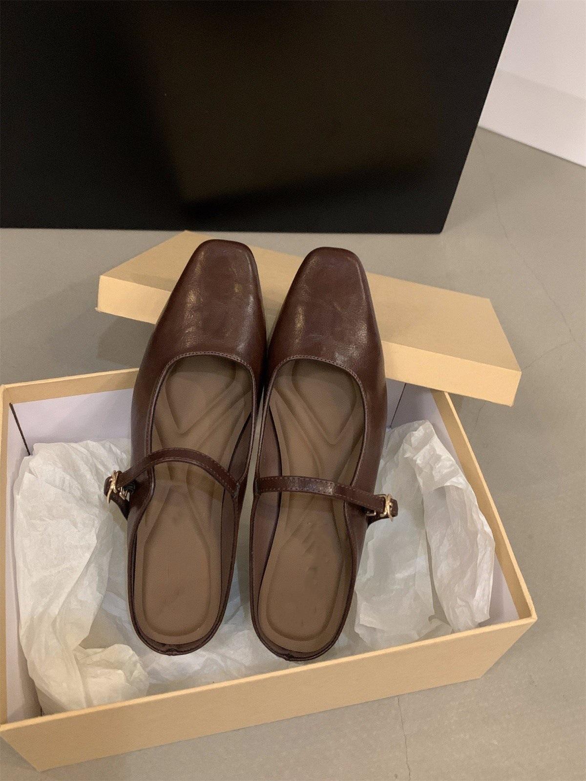 

Французские толстые каблуки, серебристые, с сумкой на голове, полутапочки, женская обувь, новинка 2025 года, весна-лето, полутуфли Мэри Джейн 40 коричневый