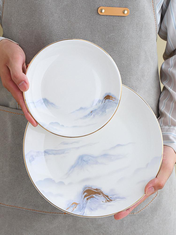 Hotel & Restaurant Gold Rim Ceramic Dinnerware Set - Plates, Bowls, Chopsticks, Spoon (4-Piece)