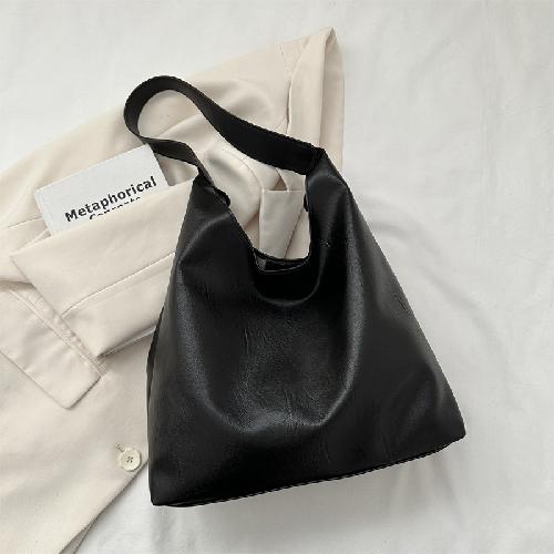 Korean Style Commute Shoulder Bag Retro Large Capacity Pu Leather Tote Bag Solid Color Minority Design Women's Underarm Bag