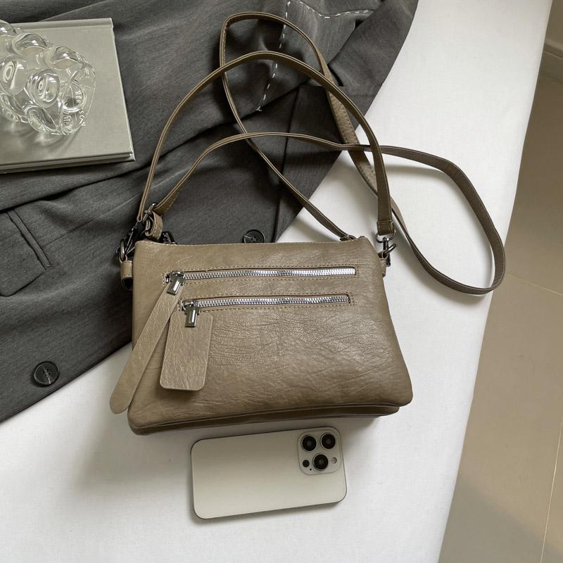 Women's Shoulder Bag Multi-Layer Crossbody Bag Soft Leather Mobile Phone Bag
