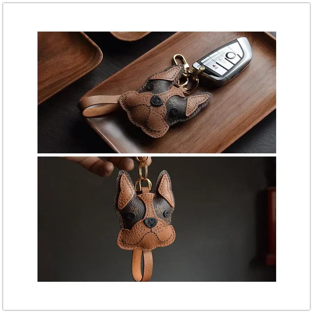 Ręcznie robiony skórzany breloczek z zawieszką dla pieska i prezent dla miłośnika psów Akcesoria dla miłośnika szczeniaczków