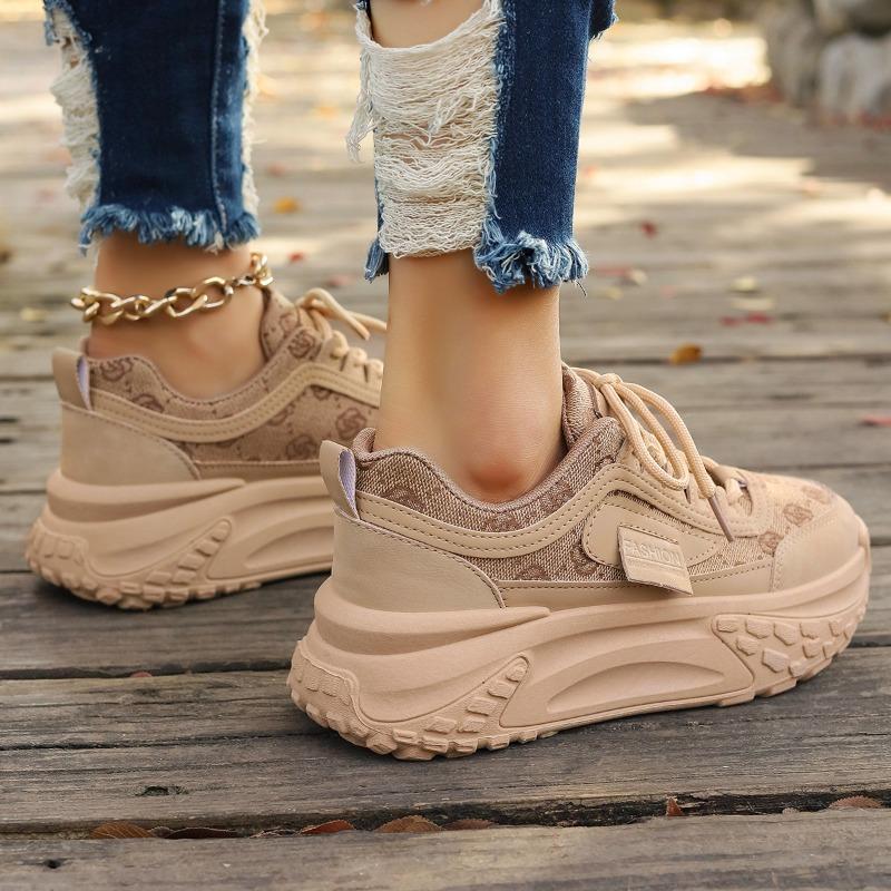 Fashion Woman Sneakers 2025 New Luxury Designer Platform Shoes Woman Breathable Mesh Trend Flat Casual Sneakers Females