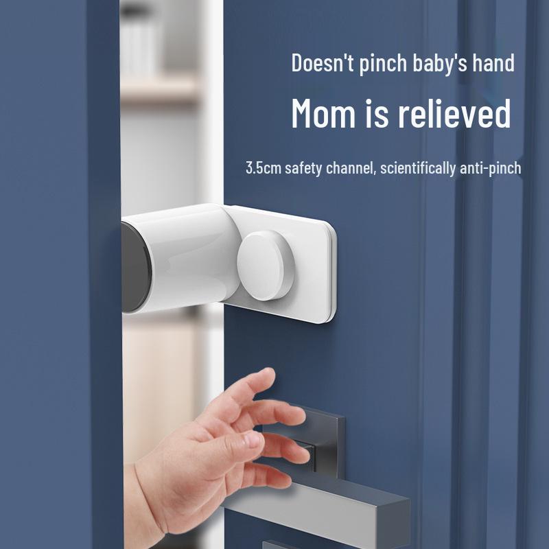 Child Safety Door Handle Lock: Anti-Opening Hand Pinch Protector