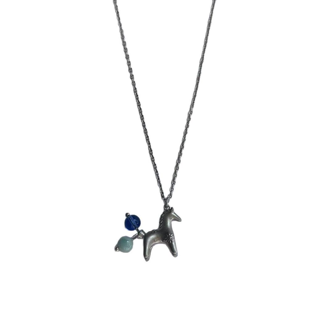 Korean Style Sunny Pony Necklace: Elegant, Delicate, Fashionable Pendant for Sweaters