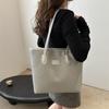 Urban Chic Large Capacity Tote Bag For Women 2024 Summer Woven Design Versatile Shoulder Bag