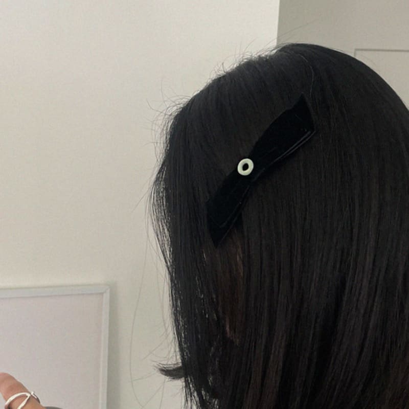 APIOH VELVET HAIRPIN