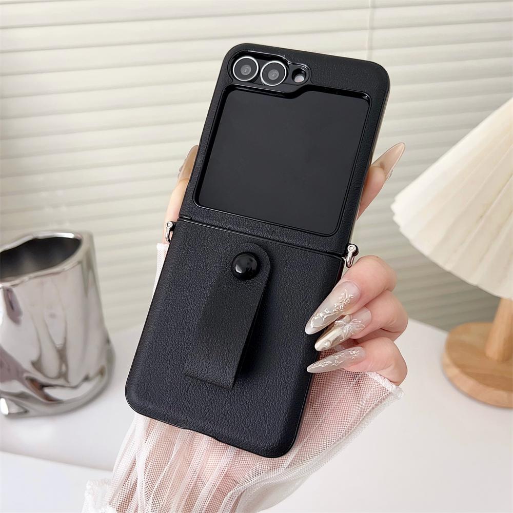 

For Samsung Galaxy Z Flip 7 6 5 4 Ring Wristband Plain Leather Case Soft Luxury Shockproof Matte Cover for Samsung Z Flip 7 6 Galaxy Z Flip6 чорний
