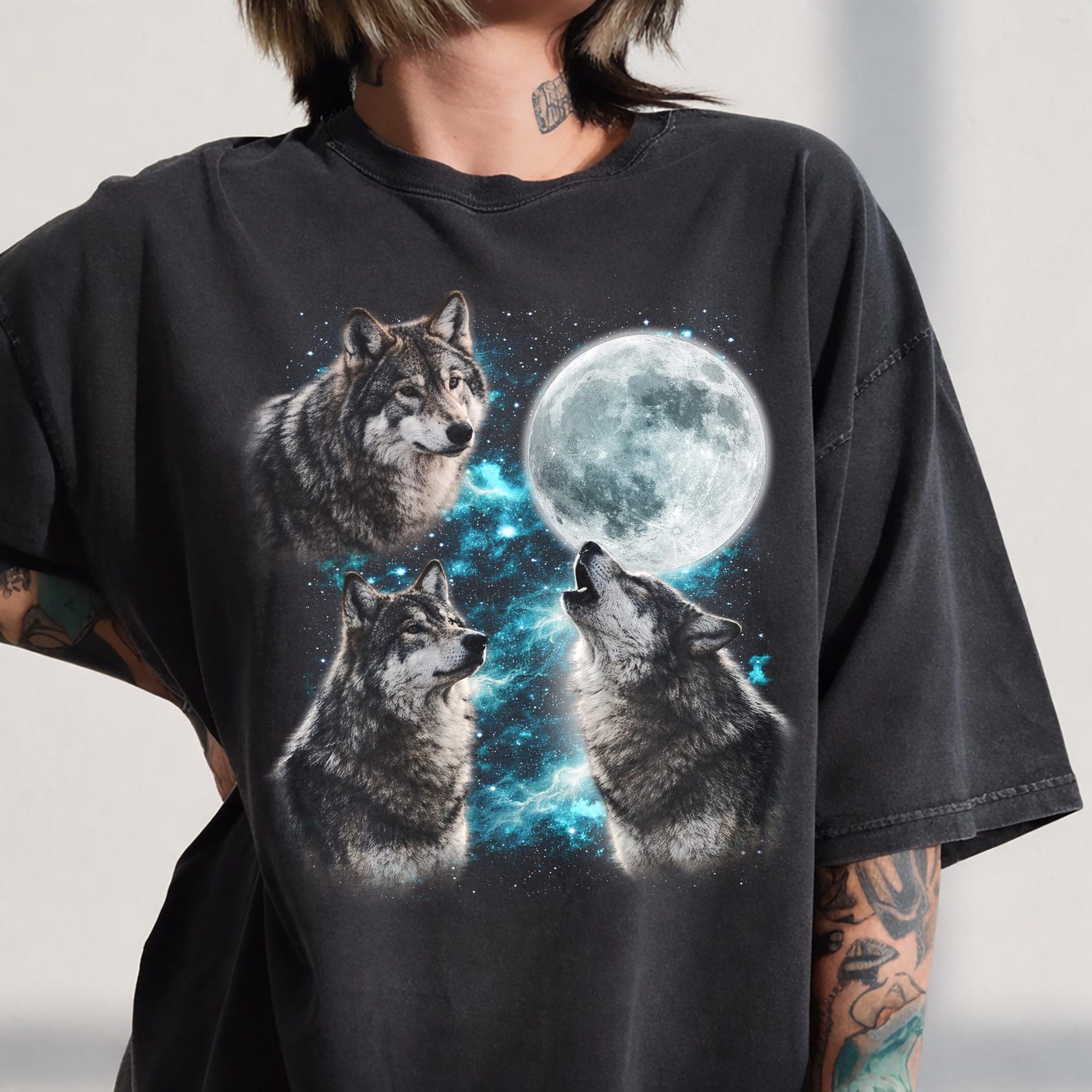 Vintage Three Wolves Moon Shirt, Retro 90s Graphic Wolf Tee L