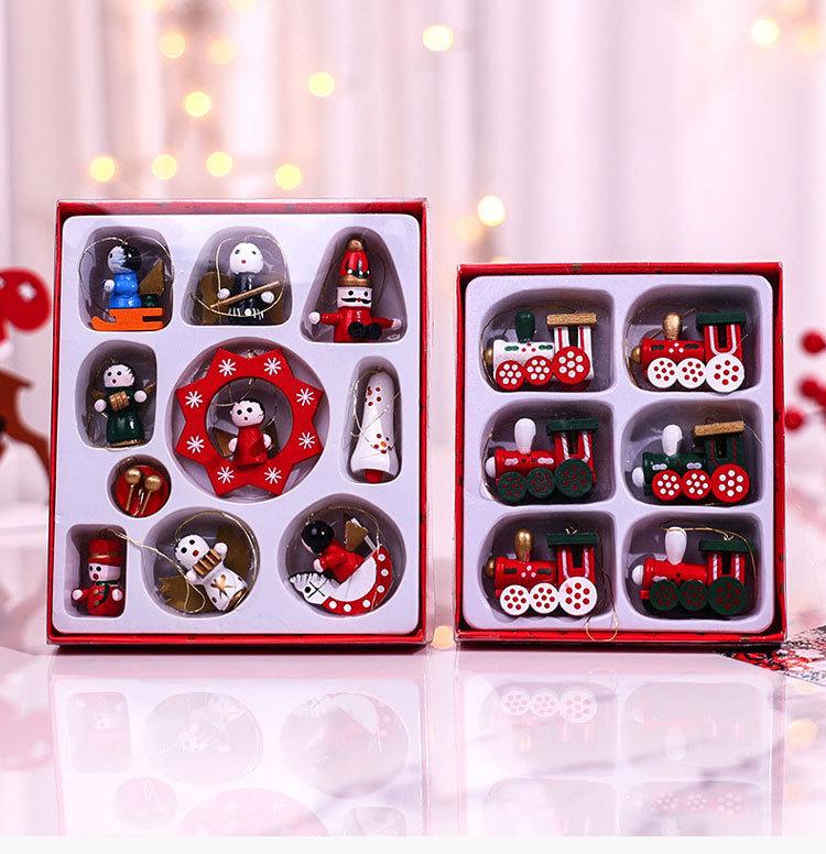 Wooden Christmas Pendant Gift Box with Christmas Gifts Gift Train Hanging Decorations Christmas Tree Decorations