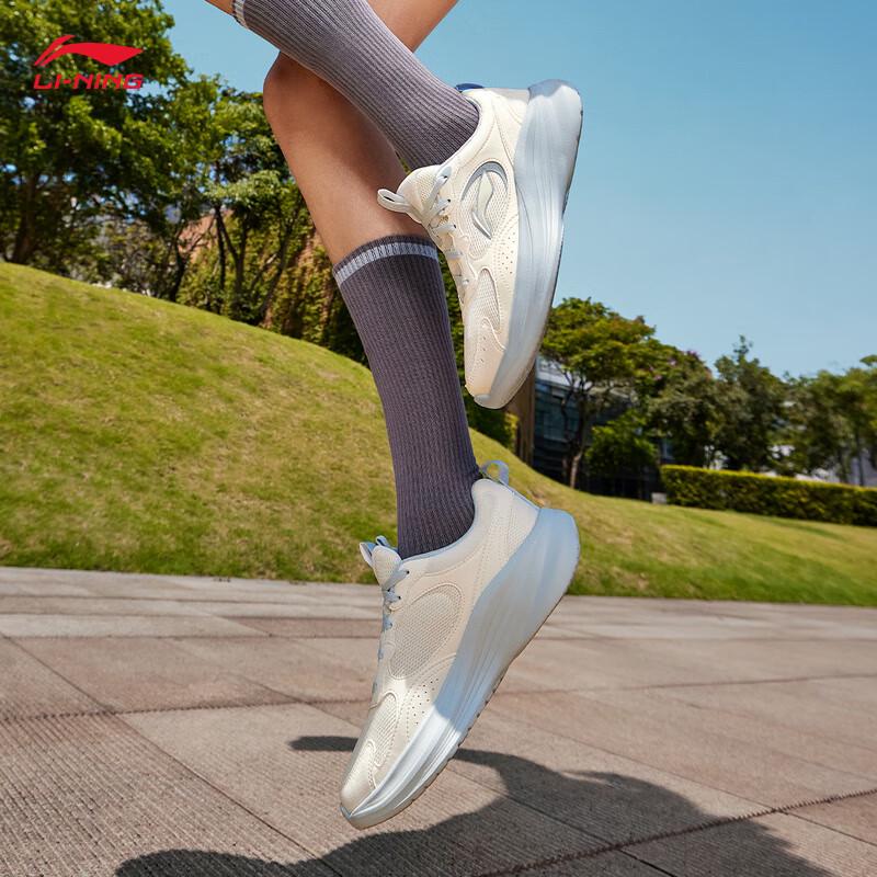 Женские кроссовки для бега Li-Ning Breeze V2 35
