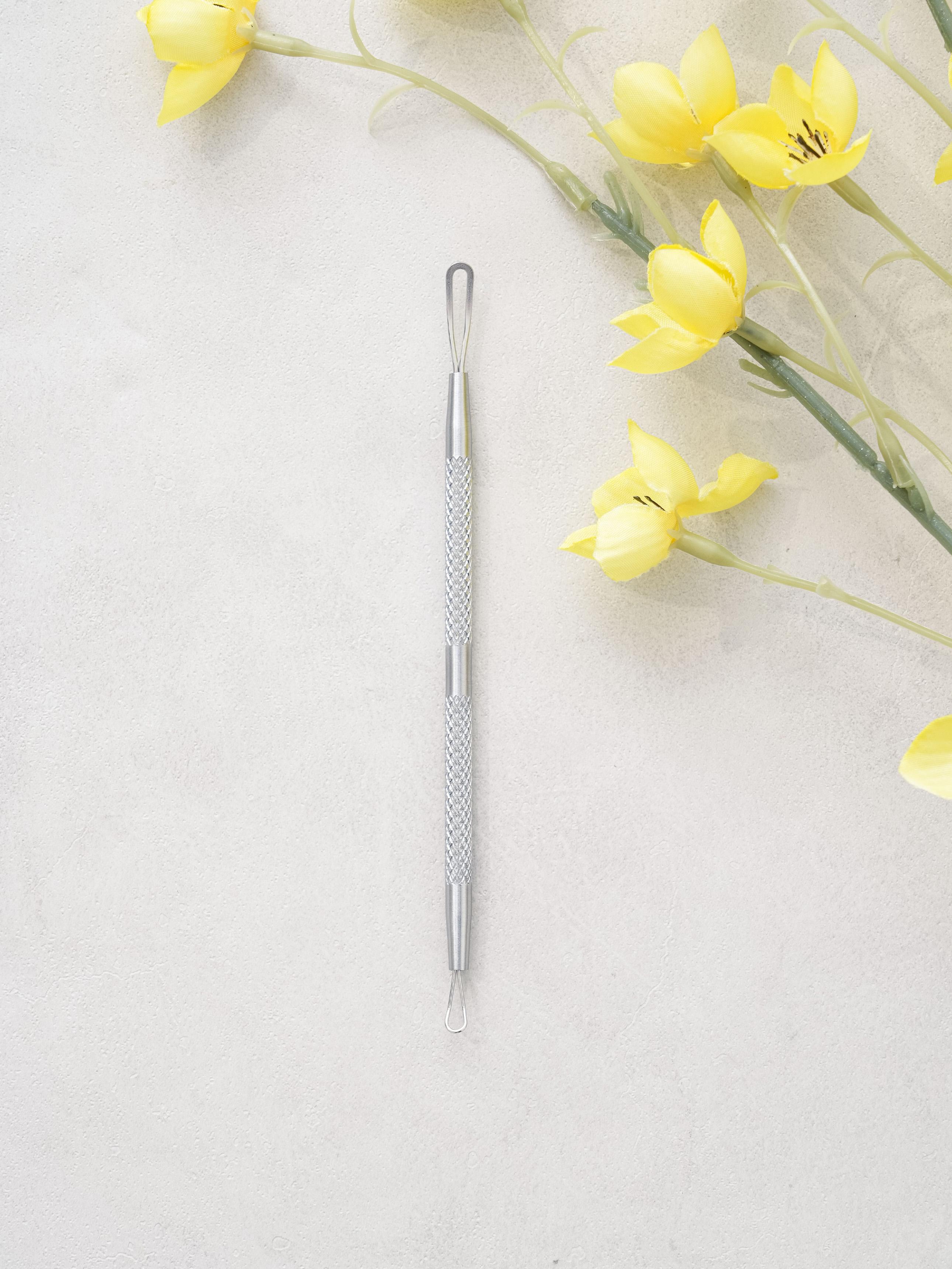 

Stainless Steel Blackhead & Blemish Extractor Tool 1ea